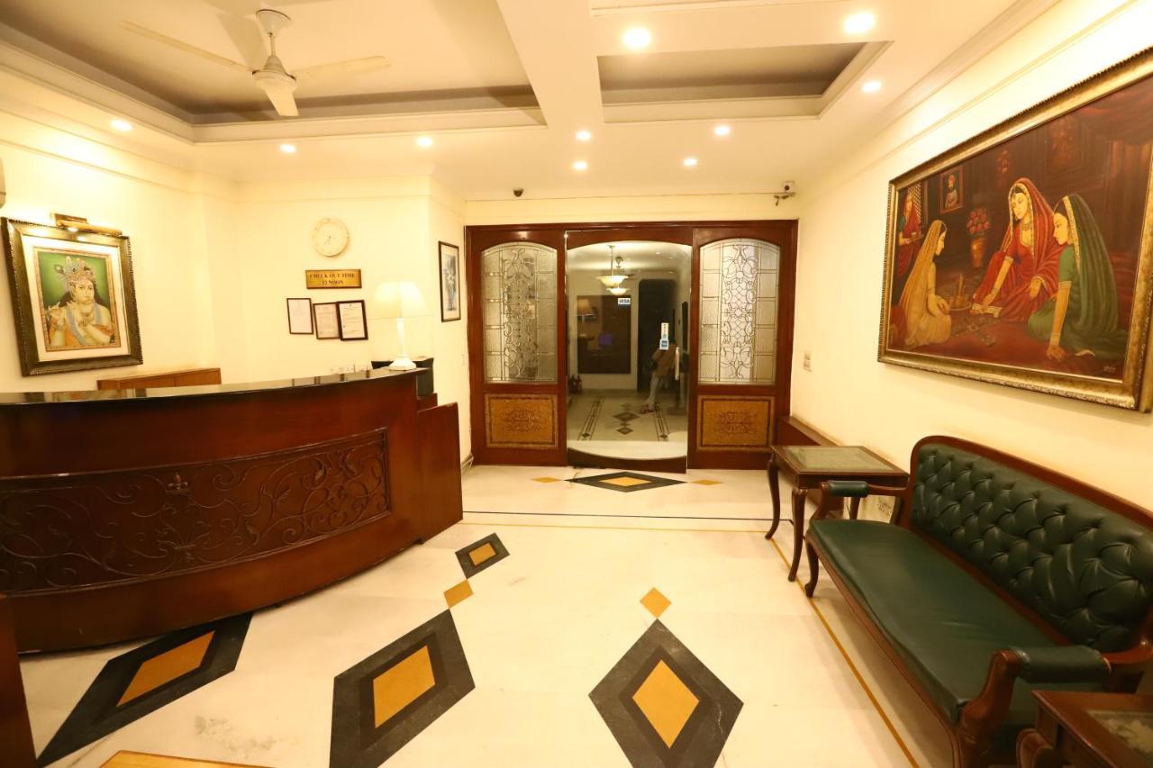 Hotel Ambica Palace Aiims New Delhi - Couple Friendly Local Id Accepted 外观 照片