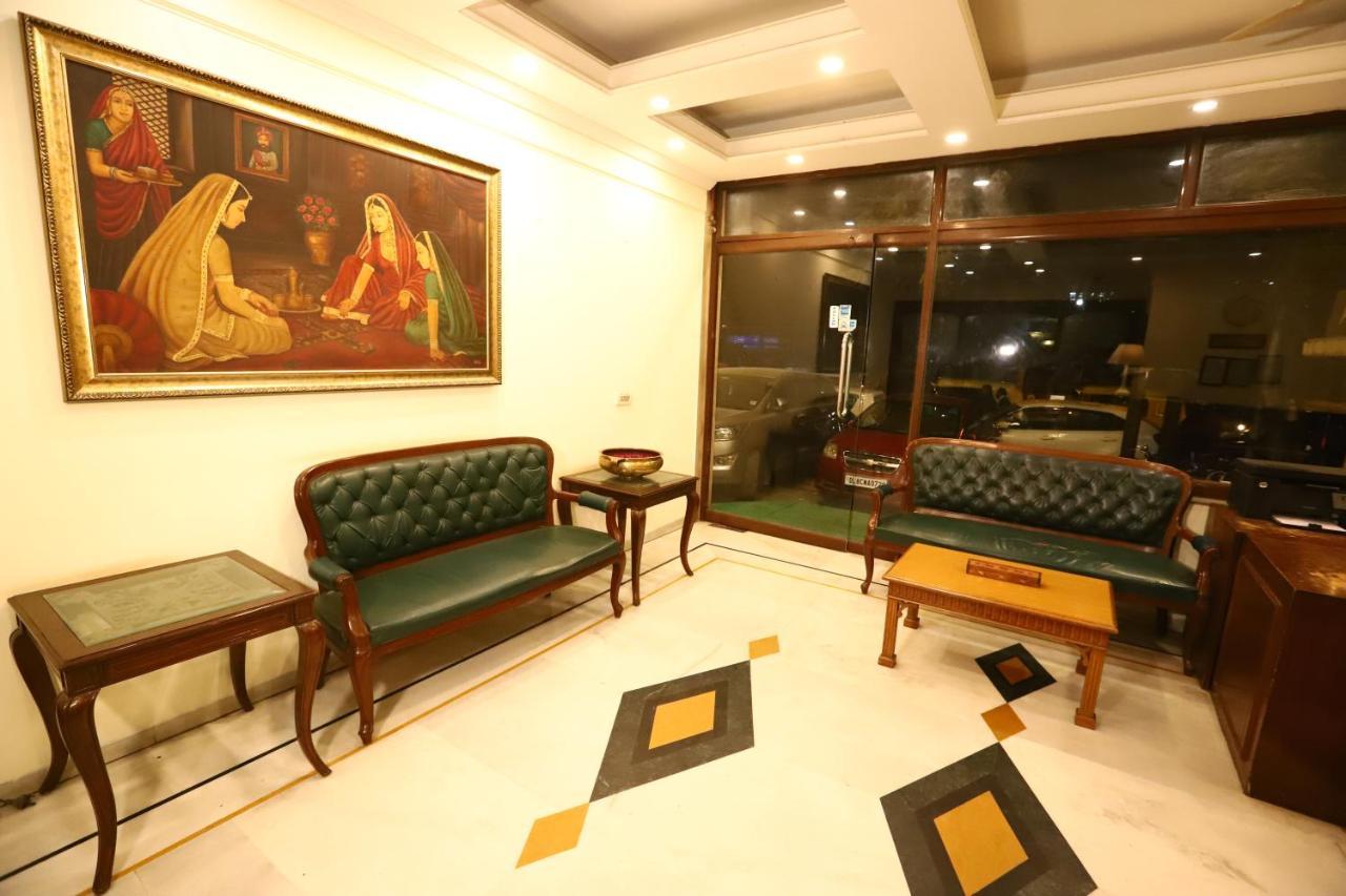 Hotel Ambica Palace Aiims New Delhi - Couple Friendly Local Id Accepted 外观 照片